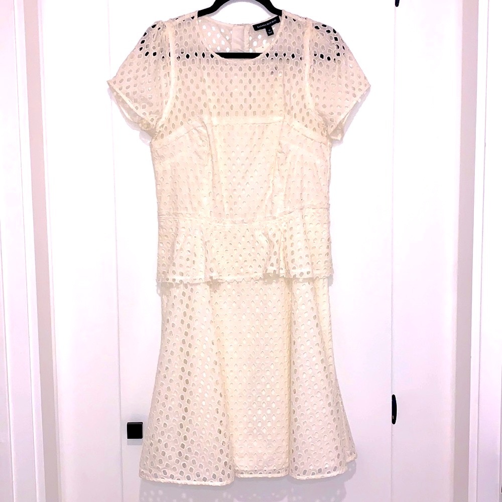 NWT Banana Republic Cotton Peplum Eyelet Dress Size 12 White
